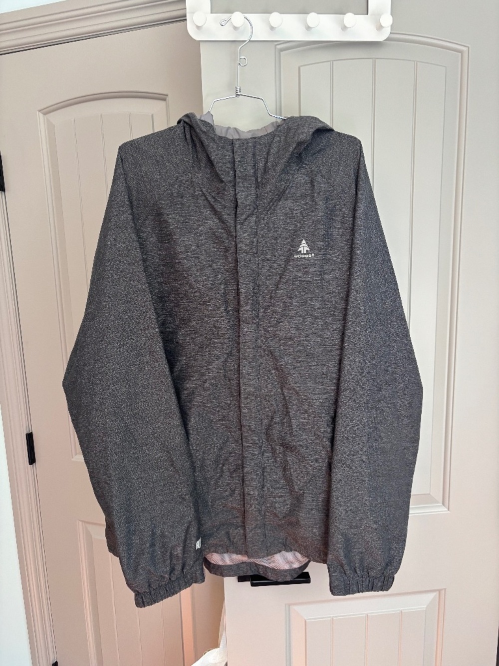 LIKE NEW Grey Woods Waterproof Rain Jacket XL | Lightweight Outdoor Essential